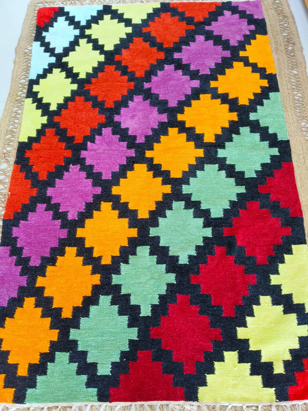 https://craft.teestafoundation.org//storage/photos/1/Products/4*6 Feet Flor Mat/FM-254615.jpg